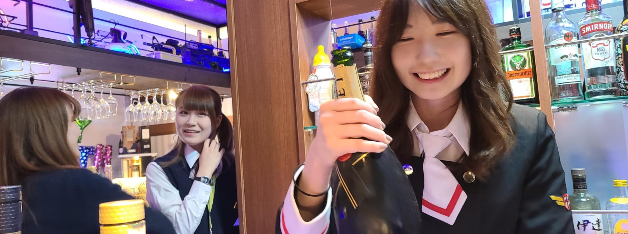 CAFE&BAR19