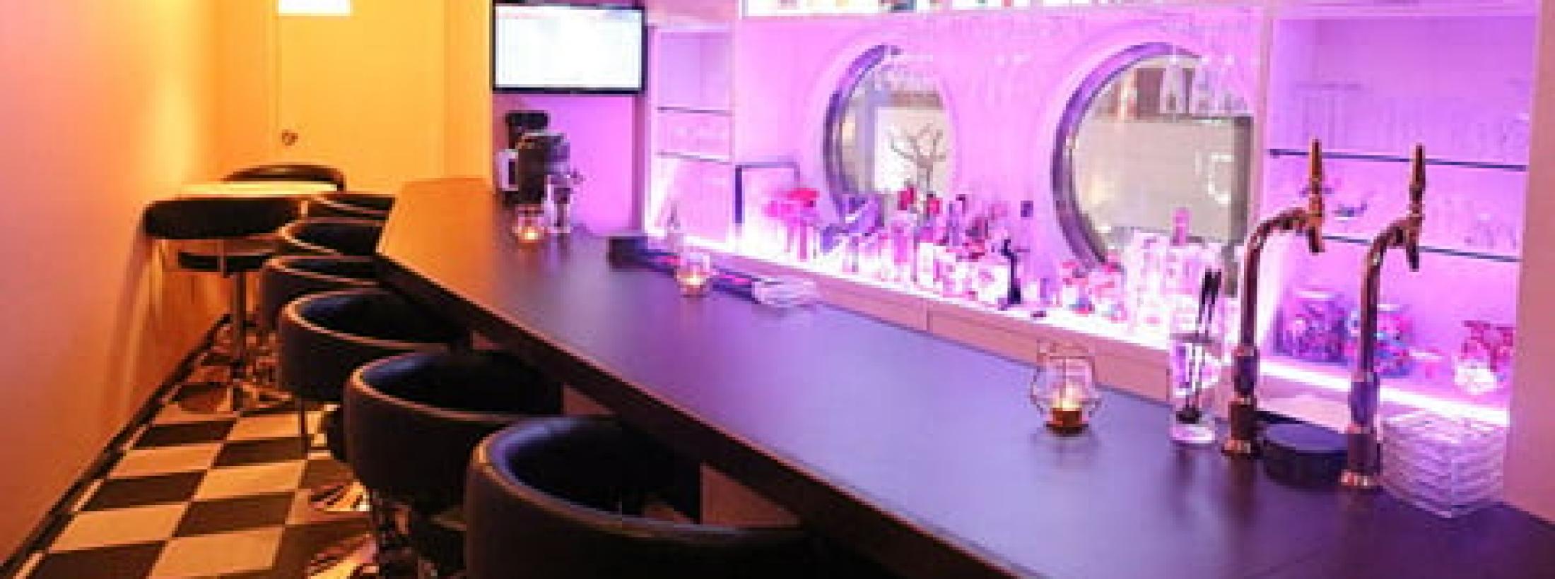 川崎ガールズバーBereal.