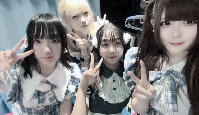 cafe&bar mermaidの求人画像