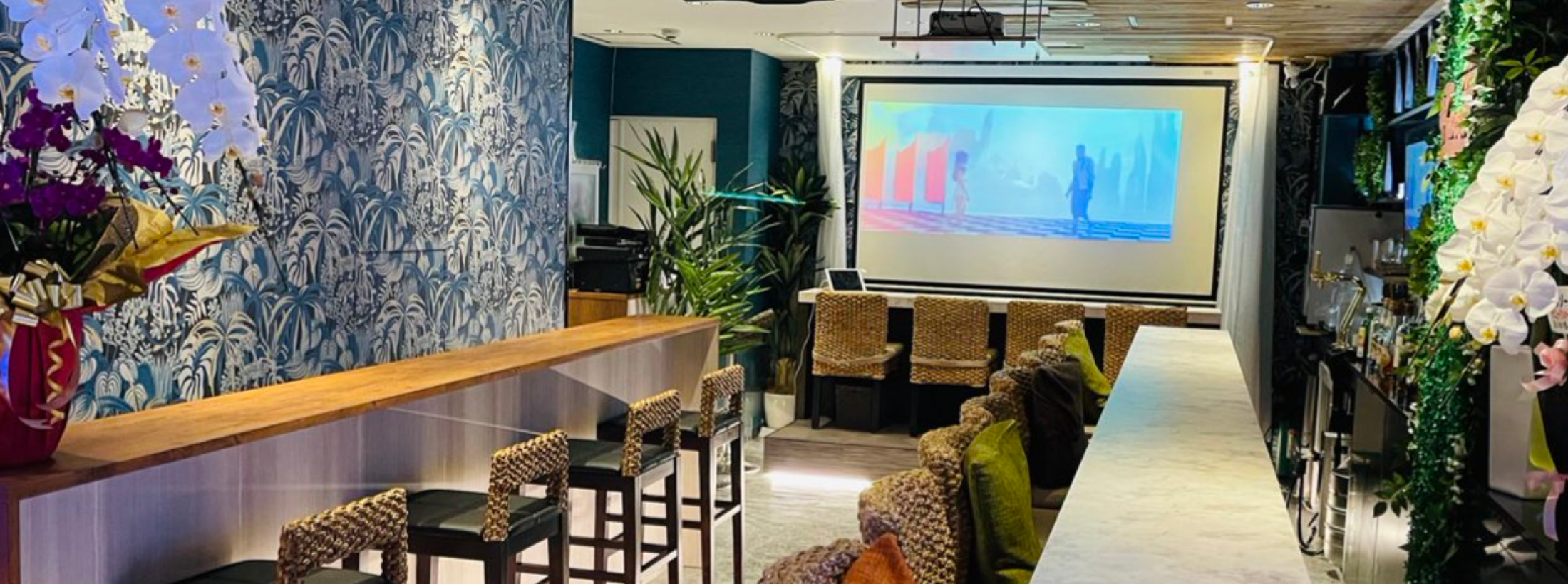 Resort（リゾート）GIRLS DARTS BAR